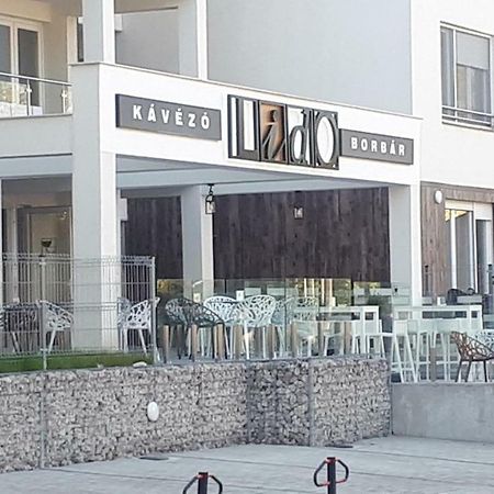 Lido Riviera Apartman Balatonlelle Exterior photo